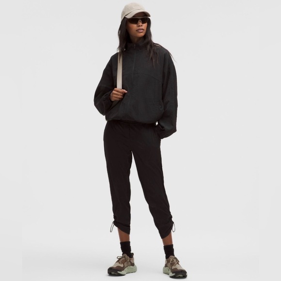 Dance Studio Mid-Rise Cropped Pant - Picture 4 of 4